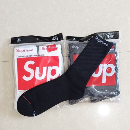 Supreme x Hanes Cushion Crew Socks (5-Pack).