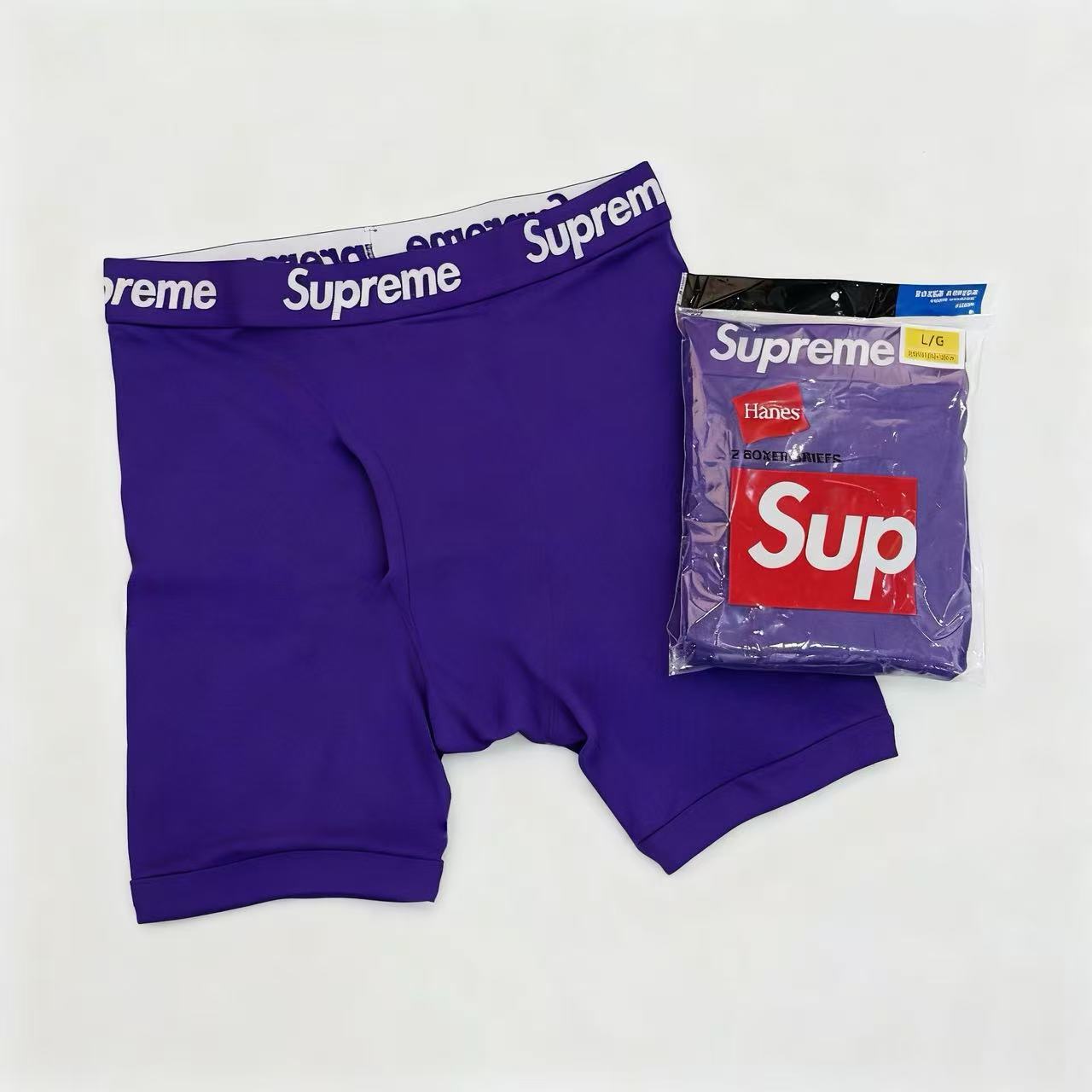 Supreme x Hanes Boxer Briefs